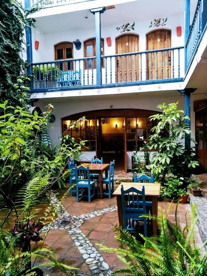 Hotel Dona Esther Otavalo Exterior foto