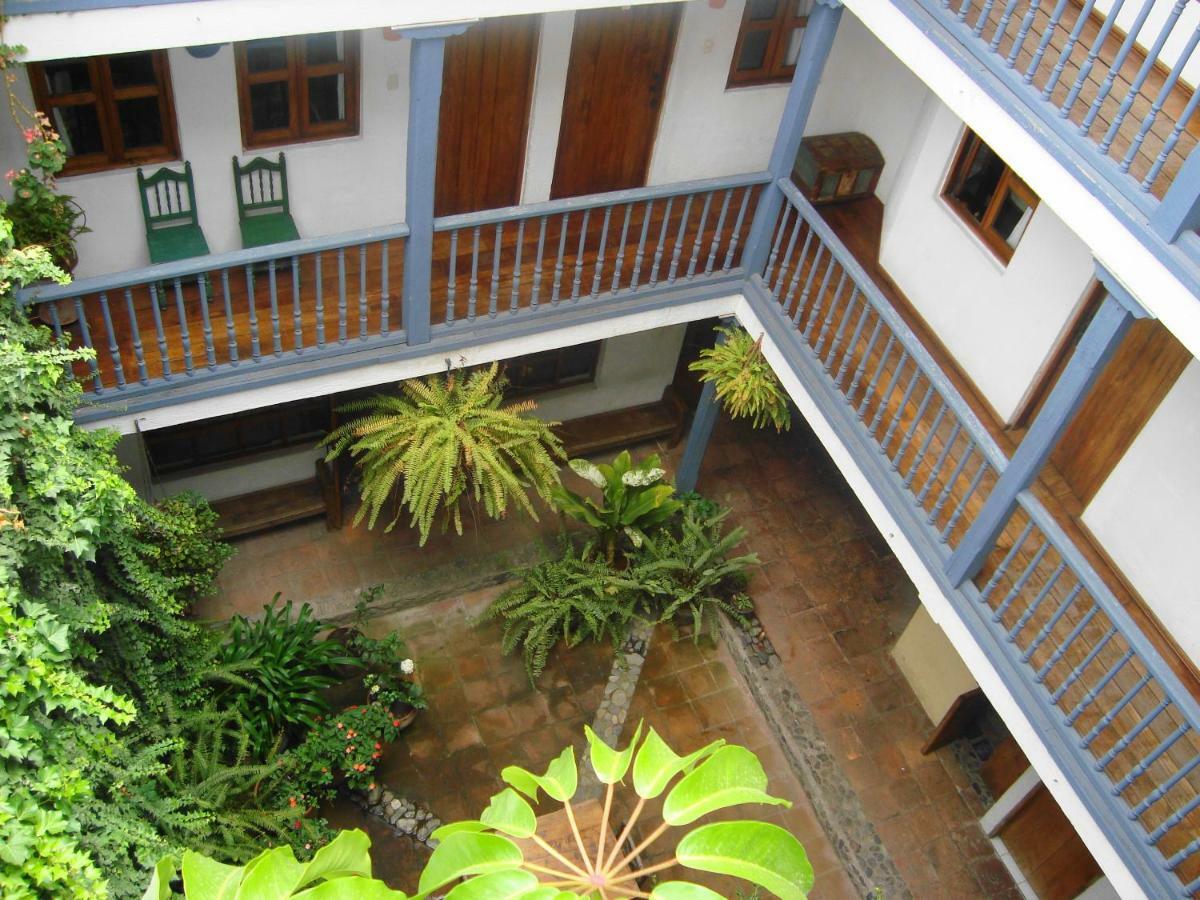 Hotel Dona Esther Otavalo Exterior foto